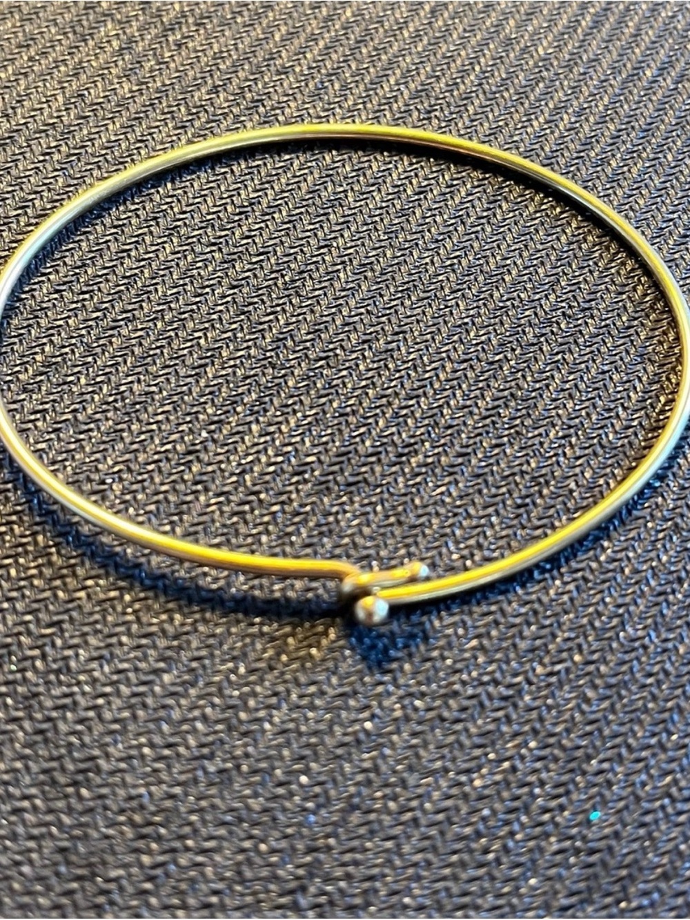 Tiffany & Co. 14K Vintage Yellow Gold Wire Hook Bangle Bracelet 1970s 5.37 Gram